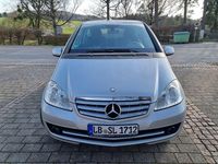 Gebraucht Mercedes A180 116 PS (85 kW) 2011 Silber Van / Kleinbus
