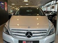 Gebraucht Mercedes B180 109 PS (80 kW) 2012 Silber Van / Kleinbus