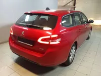 Gebraucht Peugeot 308 Active 110 PS (80 kW) 2016 Lackierung ultimaterot/metal Kombi