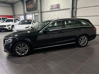 Gebraucht Mercedes C180 156 PS (114 kW) 2018 Schwarz Kombi