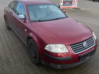 Second-hand VW Passat 150 CP (110 kW) 2003 Roșu Berlinǎ