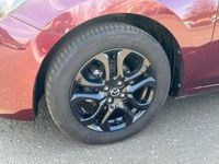 Gebraucht Mazda 2 Kizoku 107 PS (78 kW) 2018 Karmesinrot metallic (metallic) Kleinwagen