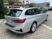 Gebraucht BMW 320 190 PS (139 kW) 2021 Glaciersilber metallic Kombi