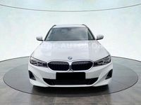 Gebraucht BMW 318 156 PS (114 kW) 2024 Weiß Kombi