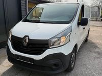Gebraucht Renault Trafic 100 PS (73 kW) 2015 Weiß Van / Kleinbus