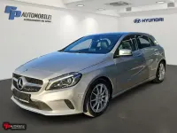 Gebraucht Mercedes A200 Urban 156 PS (114 kW) 2015 Silber Kleinwagen