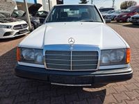 Brugt Mercedes E200 75 HK (55 kW) 1989 Hvid Sedan