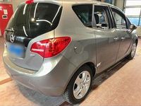 Gebraucht Opel Meriva 100 PS (73 kW) 2011 Braun Van / Kleinbus