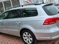 Second-hand VW Passat 122 CP (89 kW) 2011 Gri Break