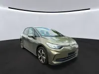 Gebraucht VW ID.3 Pro 150 kW (204 PS) 2024 Dark olivine green metallic Kleinwagen