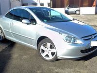 gebraucht Peugeot 307 CC Cabriolet in Silber zu 3.333€ VB!