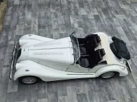 Gebraucht Morgan Plus 8 190 PS (139 kW) 1993 Weiß Cabrio