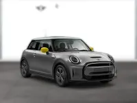 Gebraucht Mini Cooper SE Essential 135 kW (184 PS) 2022 Grau metallic Kleinwagen