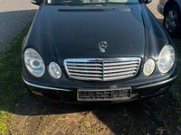 Gebraucht Mercedes E200 163 PS (119 kW) 2005 Schwarz Kombi