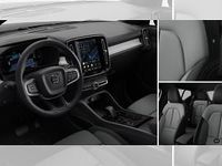 Neu Volvo XC40 Plus 163 PS (119 kW) 2026 Schwarz (onyx black / metallic) SUV