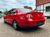 Gebraucht VW Passat Trendline 105 PS (77 kW) 2005 Rot Limousine
