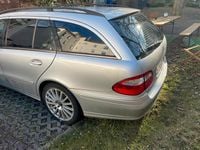 Gebraucht Mercedes E500 306 PS (225 kW) 2004 Silber Kombi