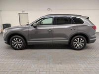Gebraucht VW Touareg Elegance 231 PS (169 kW) 2020 Siliziumgraumet. SUV