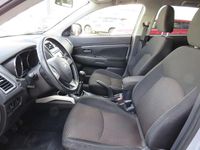 Gebraucht Mitsubishi ASX Edition 117 PS (86 kW) 2013 Coolsilber (m) SUV