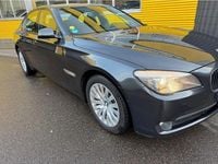Gebraucht BMW 740 Shadowline 306 PS (225 kW) 2010 Grau Limousine