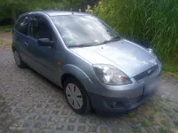 Gebraucht Ford Fiesta Ambiente 60 PS (44 kW) 2006 Blau Kleinwagen