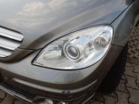 Gebraucht Mercedes B200 193 PS (141 kW) 2005 Beige Van / Kleinbus