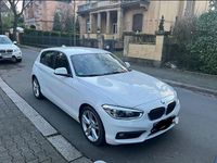 Gebraucht BMW 120 Advantage 190 PS (139 kW) 2015 Weiß Kleinwagen