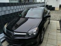 Gebraucht Opel Astra Cabriolet 105 PS (77 kW) 2006 Schwarz Cabrio
