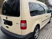 Second-hand VW Caddy Maxi 109 CP (80 kW) 2011 Bej Monovolum