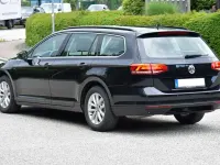 Gebraucht VW Passat Comfortline 150 PS (110 kW) 2019 Schwarz Kombi