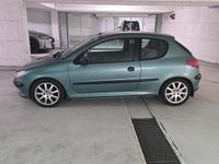 Gebraucht Peugeot 206 75 PS (55 kW) 1999 Kleinwagen