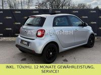 Używany Smart ForFour Passion 90 KM (66 kW) 2016 Srebrny Hatchback