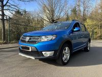 Gebraucht Dacia Sandero Stepway 90 PS (66 kW) 2015 Blau SUV