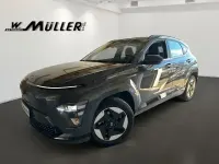 Gebraucht Hyundai Kona Advantage 114 kW (156 PS) 2024 Ecotronic grey SUV