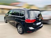 Gebraucht VW Touran Family 110 PS (80 kW) 2017 Deep black perleffekt Van / Kleinbus