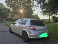 Gebraucht Opel Astra 116 PS (85 kW) 2008 Silber Kleinwagen