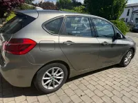 Gebraucht BMW 218 Active Tourer Comfort Edition 185 PS (136 kW) 2015 Silber Van / Kleinbus