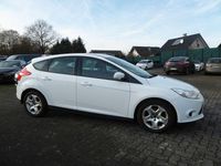 Gebraucht Ford Focus Trend 105 PS (77 kW) 2011 Weiß Limousine
