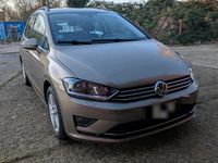 Gebraucht VW Golf VII Highline 125 PS (91 kW) 2016 Gold Limousine