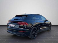 Gebraucht Audi Q8 Ambiente 381 PS (280 kW) 2021 Mythosschwarz metallic (metallic) SUV
