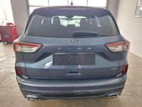 Gebraucht Ford Kuga ST-Line X 152 PS (111 kW) 2023 Chromablau metallic SUV