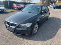 Gebraucht BMW 320 Sport Line 170 PS (125 kW) 2008 Schwarz Limousine