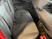 Gebraucht Ford Focus 101 PS (74 kW) 2005 Rot Limousine