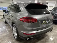 Gebraucht Porsche Cayenne 262 PS (192 kW) 2015 Grau SUV