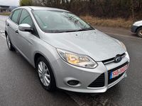 Gebraucht Ford Focus 105 PS (77 kW) 2014 Grau Limousine