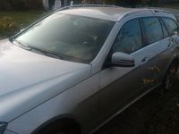 Gebraucht Mercedes E200 Avantgarde 136 PS (100 kW) 2015 Grau Kombi