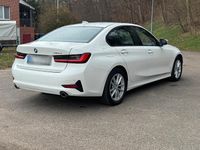 Gebraucht BMW 318 150 PS (110 kW) 2020 Weiß Limousine