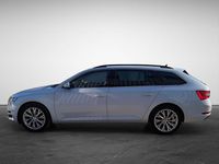 Gebraucht Skoda Superb Ambition 150 PS (110 kW) 2022 Weiß Kombi