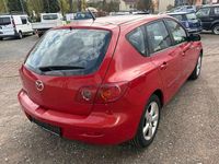 Usado Mazda 3 Comfort 105 HP (77 kW) 2005 Vermelho Citadino