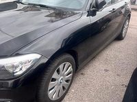 Gebraucht BMW 116 109 PS (80 kW) 2017 Schwarz Kleinwagen